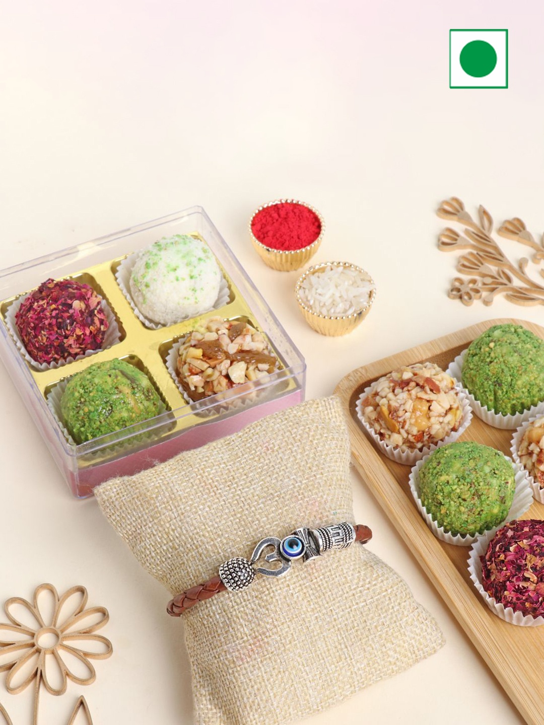 

Floweraura Rakhi With Pack Of 4 Assorted Mix Dryfruit Fusion Laddoo, Brown