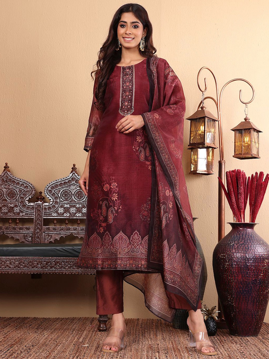 

Varanga Floral Printed Sequinned Chanderi Silk Straight Kurta with Trousers & Dupatta, Maroon