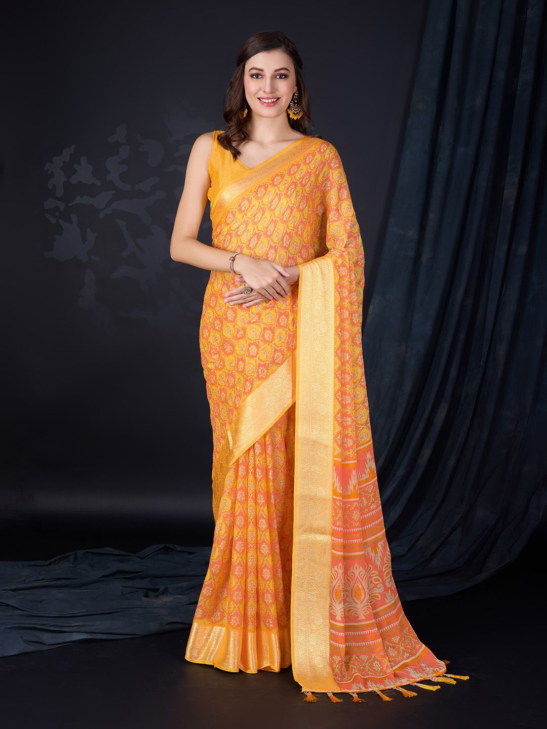 

Ishin Ethnic Motifs Zari Saree, Yellow