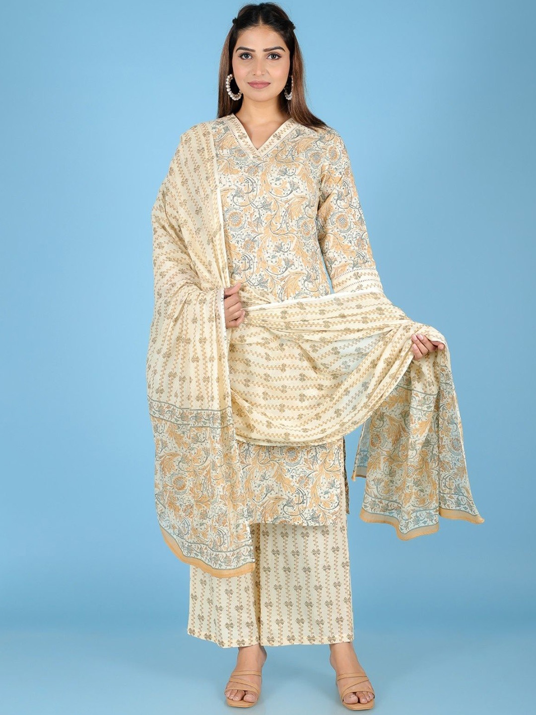 

Aramya Women Floral Printed Patchwork Kurta, Beige