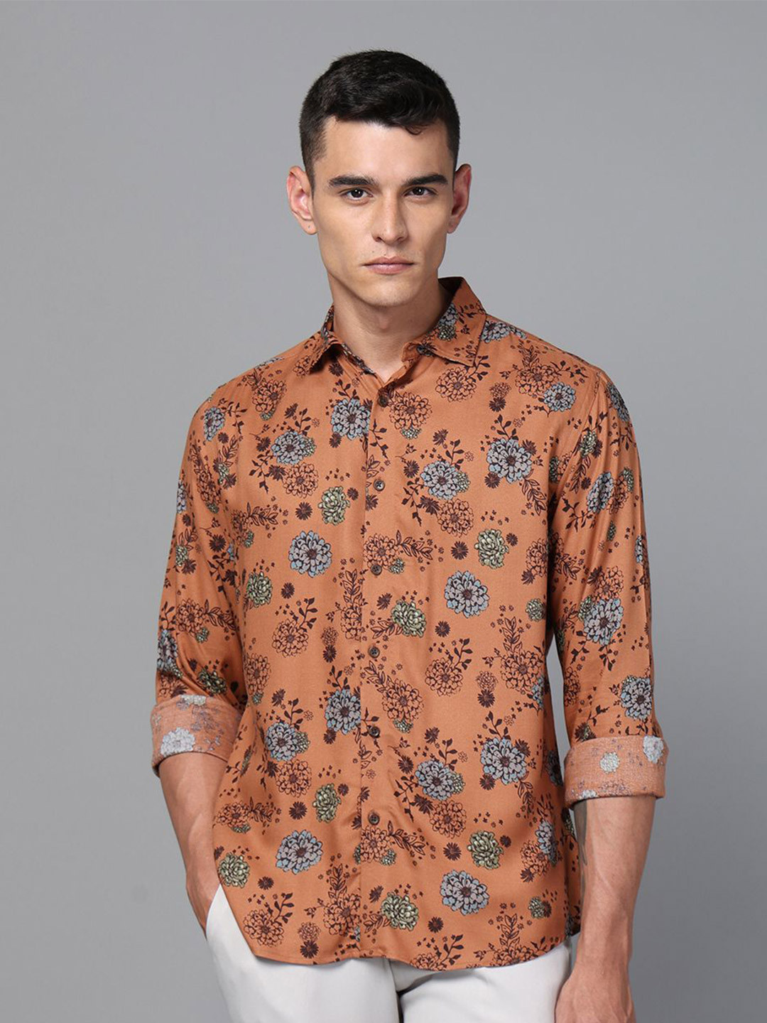 

DON VINO Men Spread Collar Floral Printed Slim Fit Casual Shirt, Multi