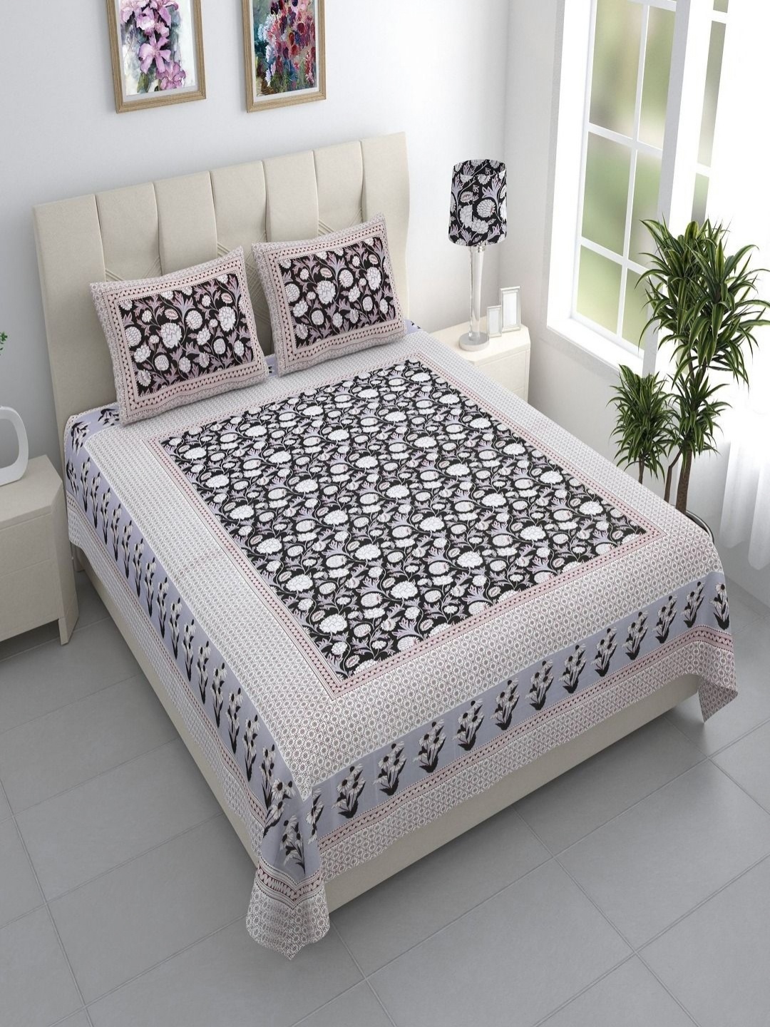 

Bombay Spreads Black & White Floral 144 TC King Bedsheet with 2 Pillow Covers