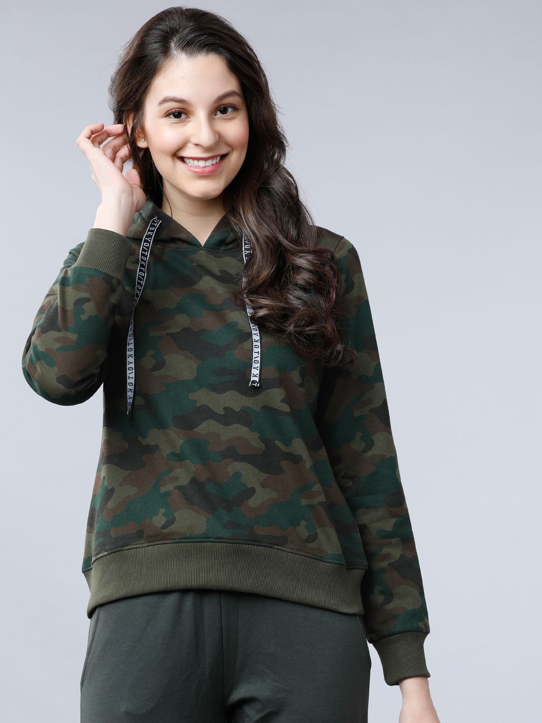 

Tokyo Talkies Women Camouflage Printed Sweatshirt, Olive
