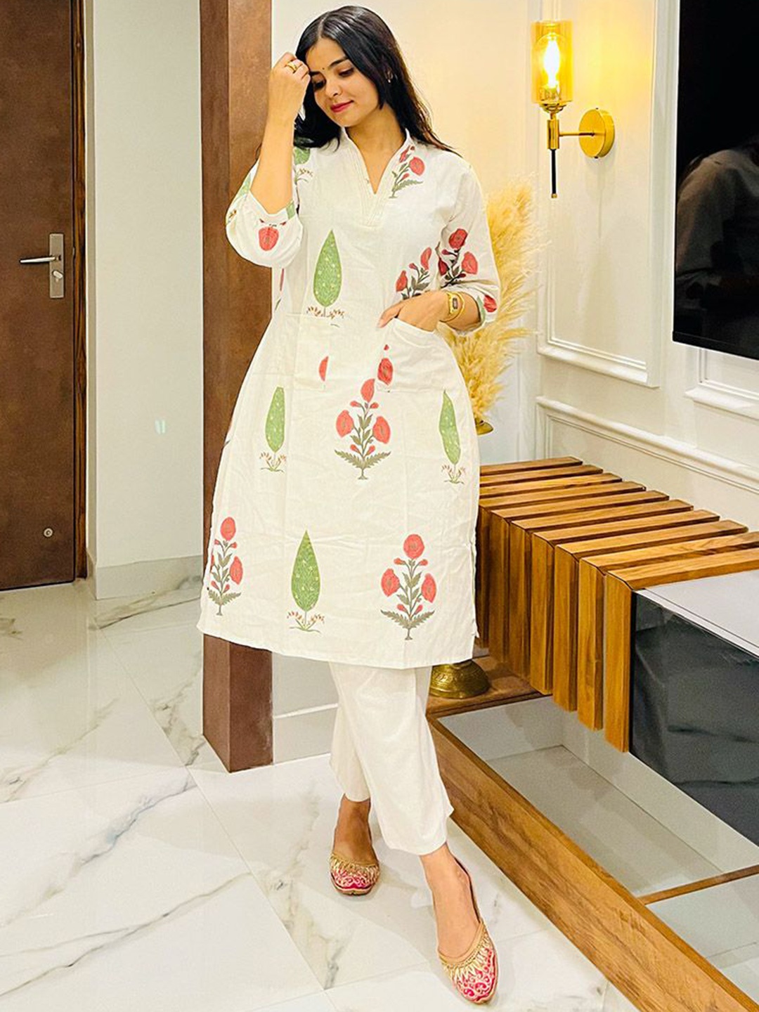 

PRENEA Floral Printed V Neck Linen Straight Kurta with Palazzos, Beige