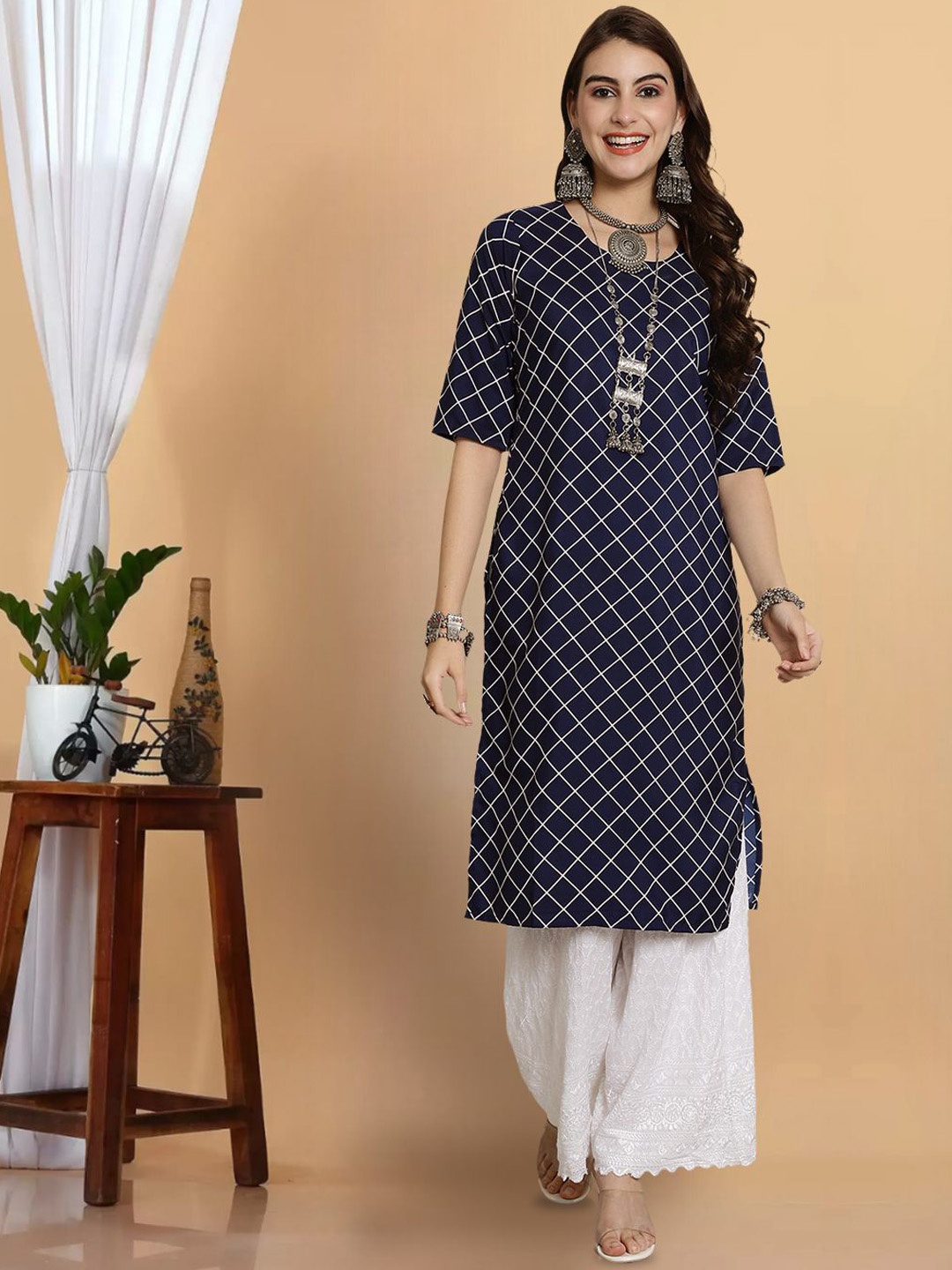 

7Threads Checked Printed Crepe Straight Kurta, Blue