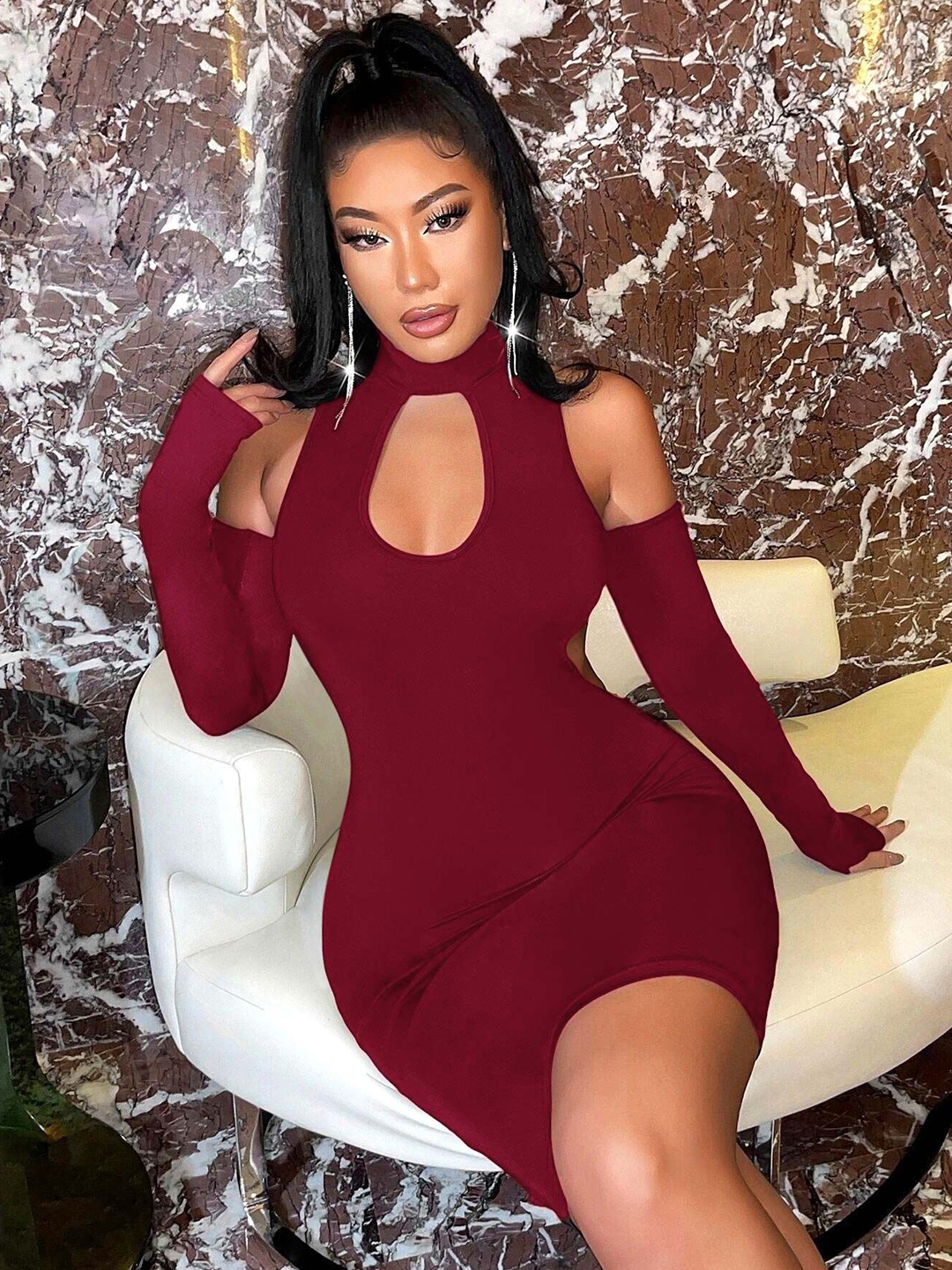 

Stylecast X Slyck Cold-Shoulder Bodycon Dress, Maroon