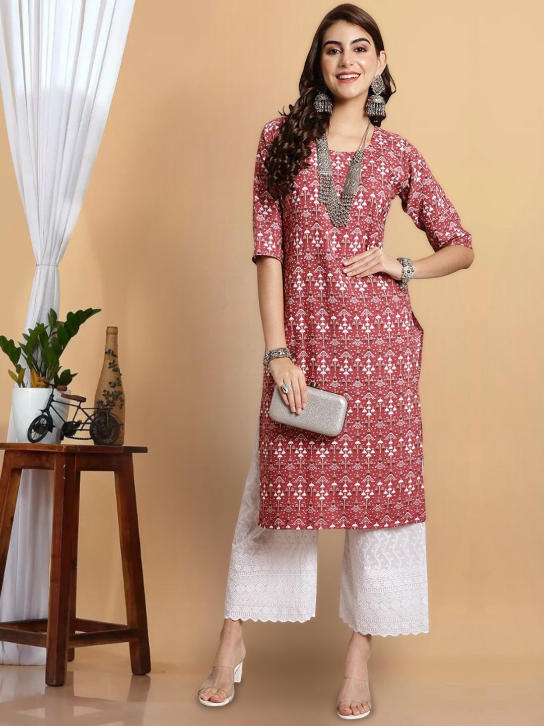 

7Threads Floral Printed Round Neck Straight Kurta, Brown