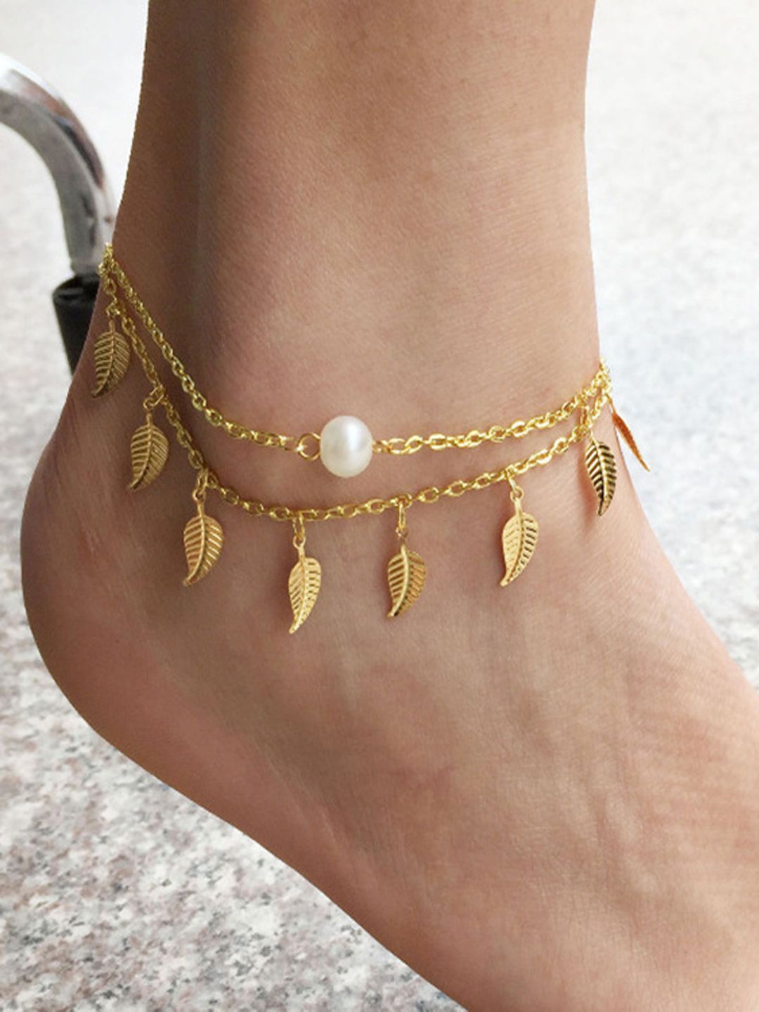 

FIMBUL Gold-Plated Pearls Beaded Antique Anklet