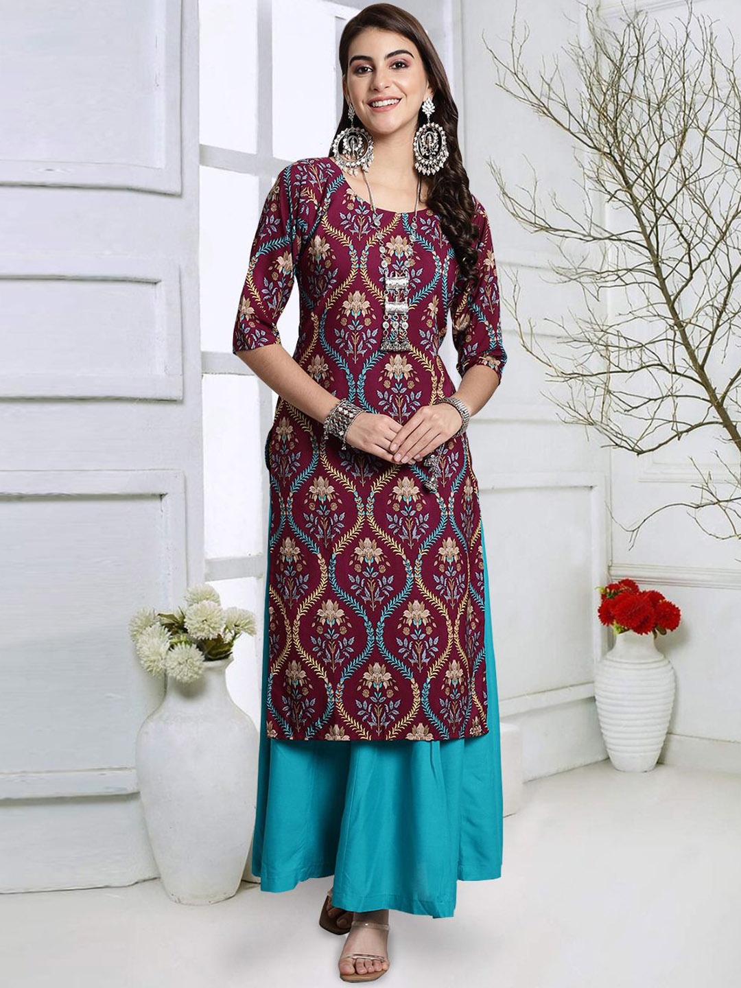 

7Threads Ethnic Motifs Printed Round Neck Three-Quarter Sleeves Straight Kurta, Maroon