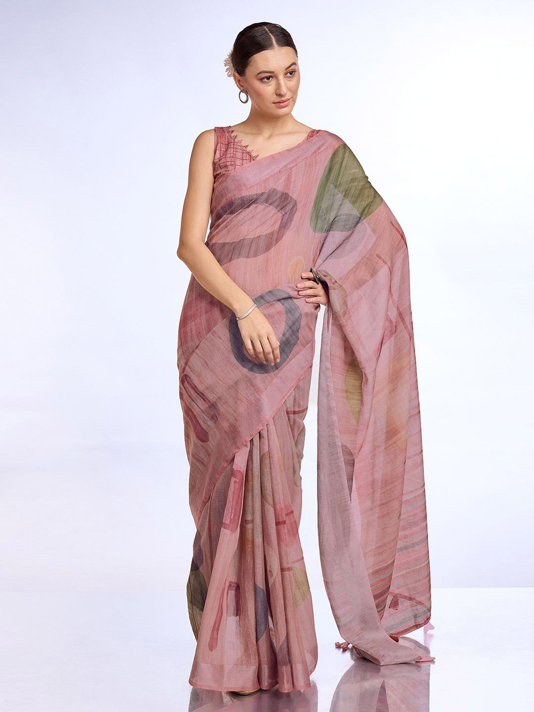 

Ishin printed woven design saree with blouse piece, Pink