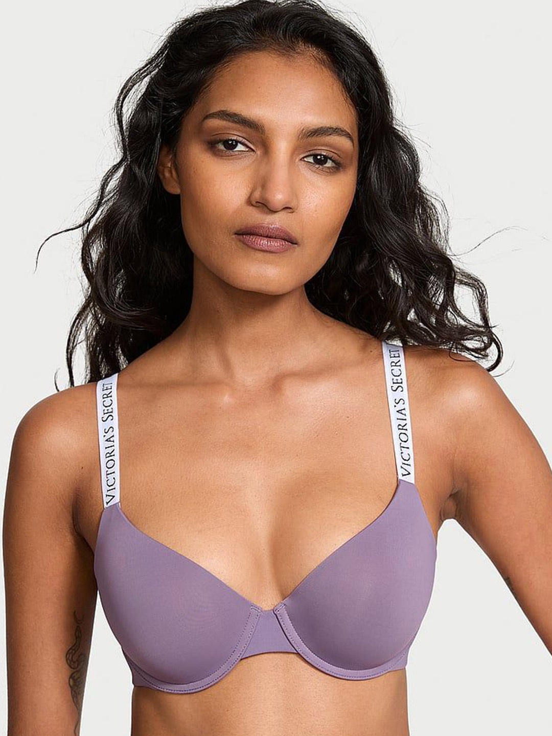 

Victoria's Secret women Medium Coverage Underwired Lightly Padded bra, Purple