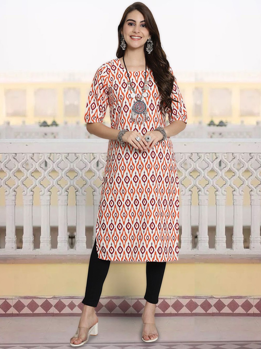 

7Threads Geometric Printed Round Neck Straight Kurta, Off white