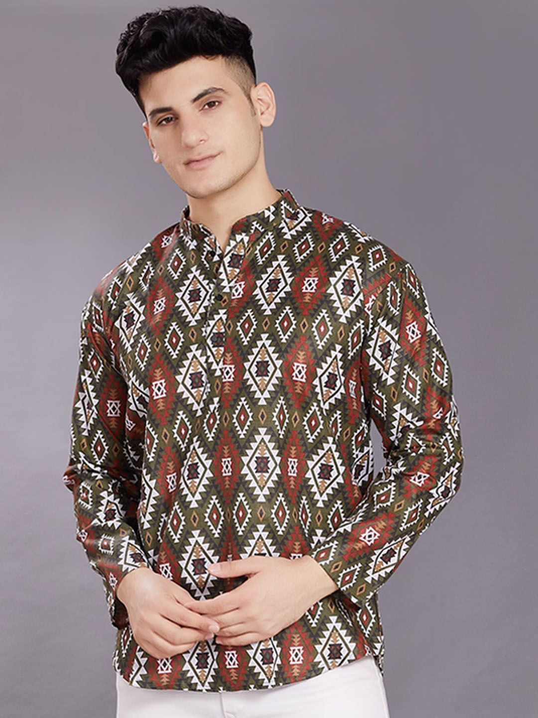 

DIVISIVE Geometric Printed Pure Cotton Straight Short Kurta, Green