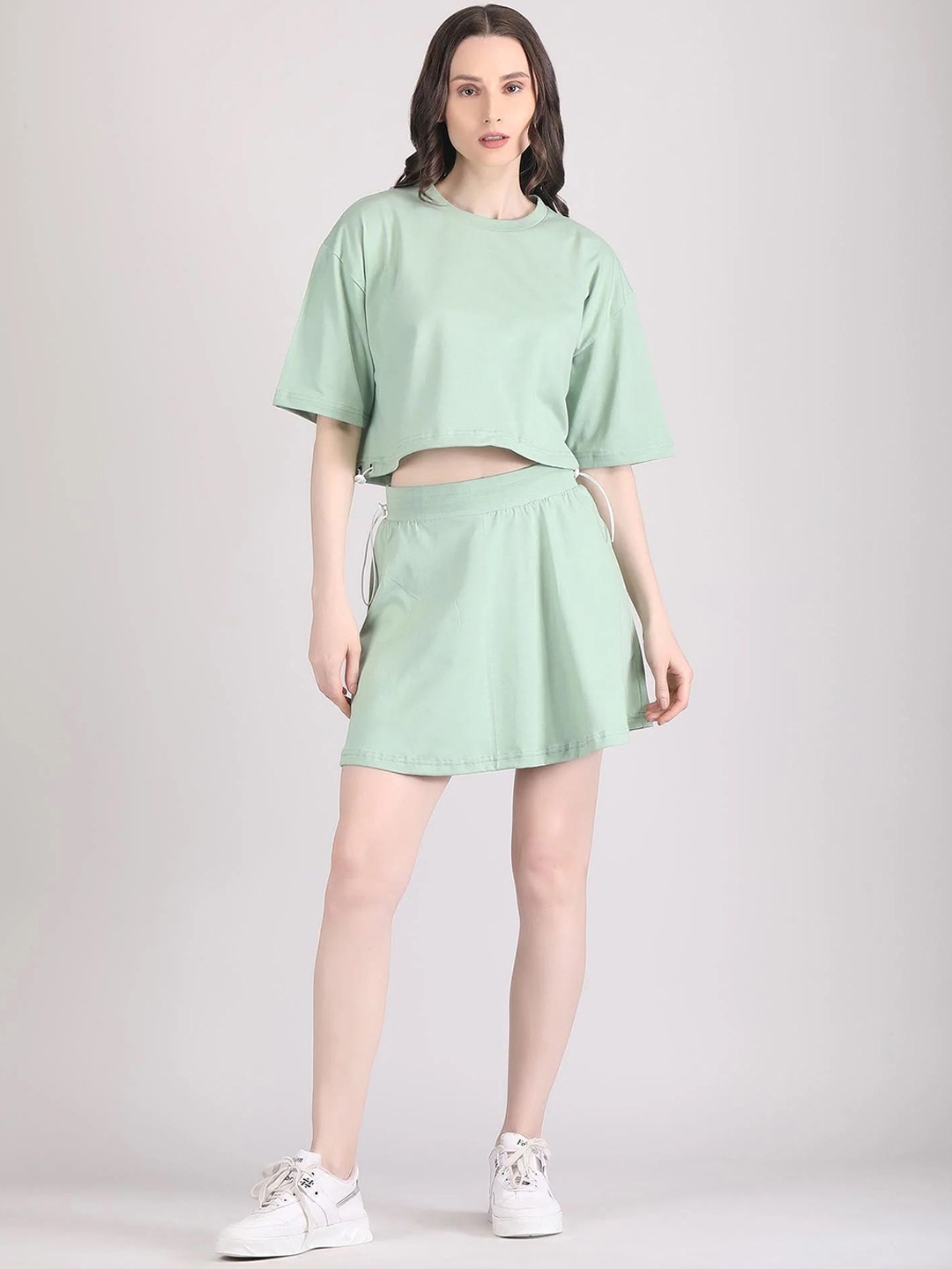 

Raxedo Round Neck Pure Cotton T-Shirt With Skirt, Green