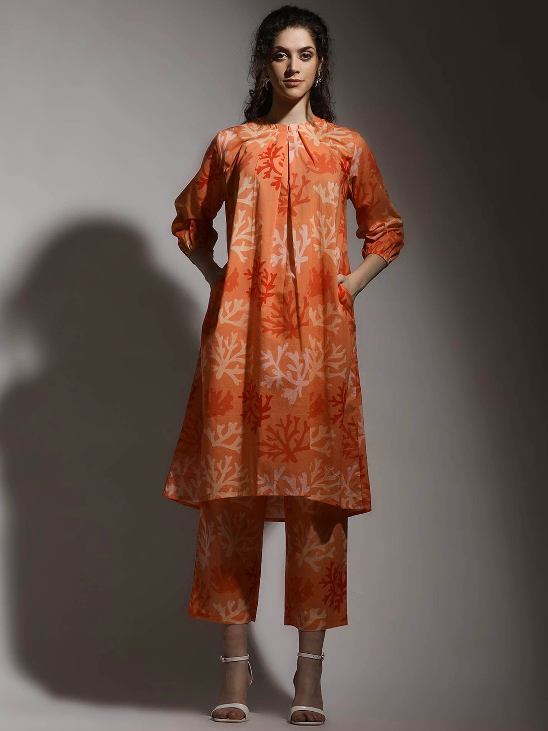 

Dora Dori Floral Printed Pure Cotton Relaxed Fit A-Line Kurta With Trousers, Peach