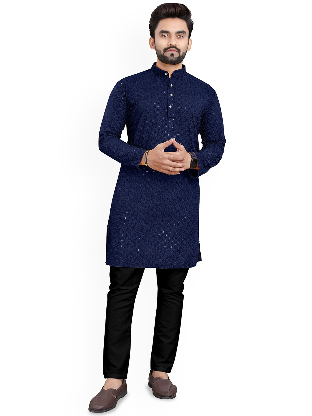 

trustous Floral Embroidered Sequinned Mandarin Collar Straight Kurta with Pyjamas, Navy blue