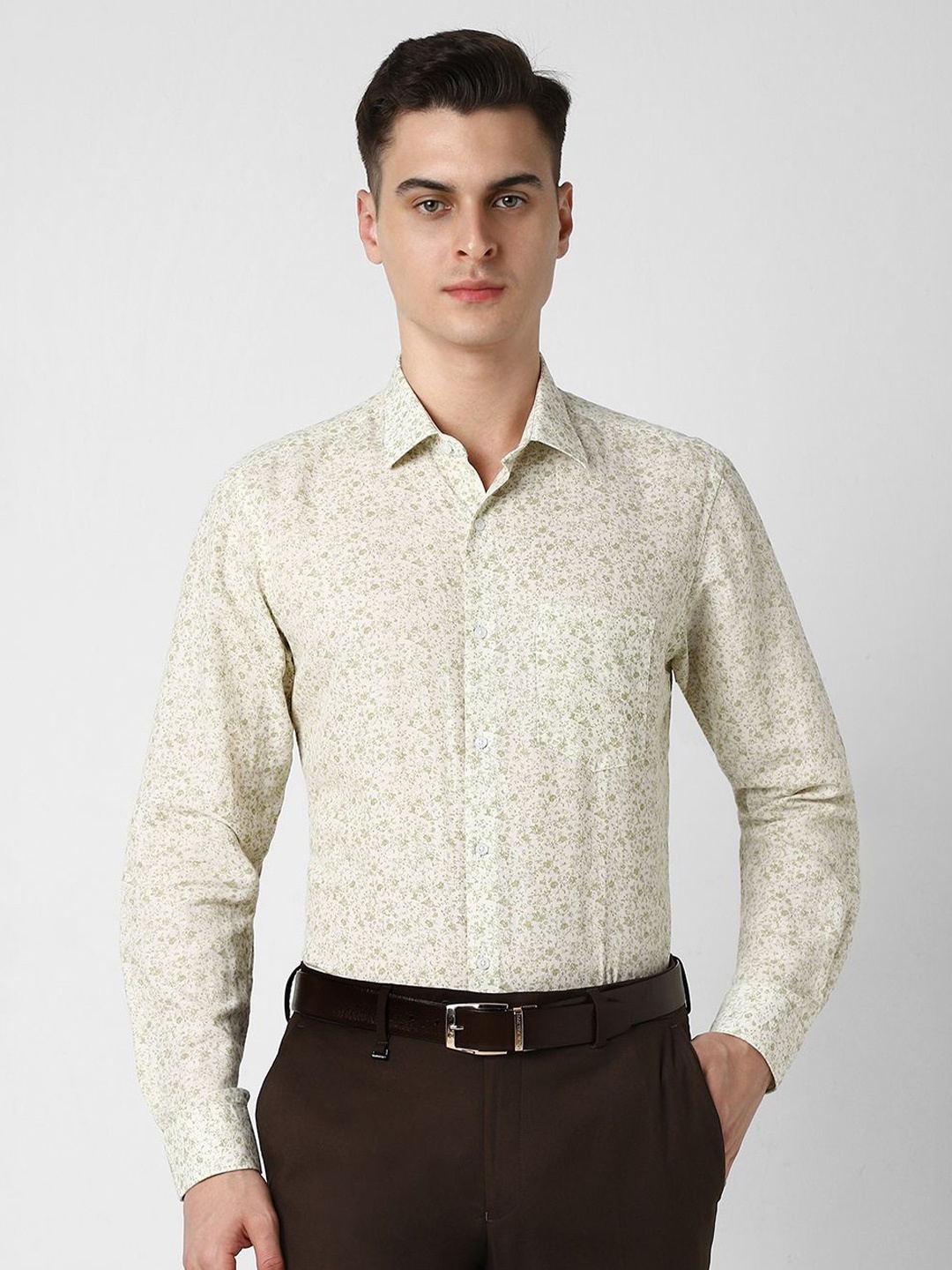 

Van Heusen Men Spread Collar Floral Printed Cotton Linen Formal Shirt, Cream