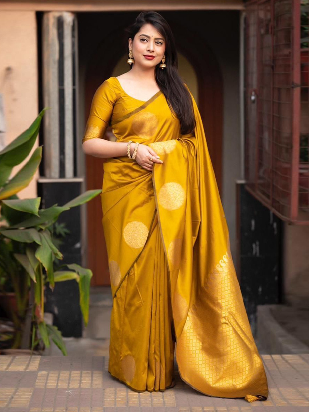 

Marziyaa Woven Design Zari Silk Cotton Banarasi Saree, Mustard