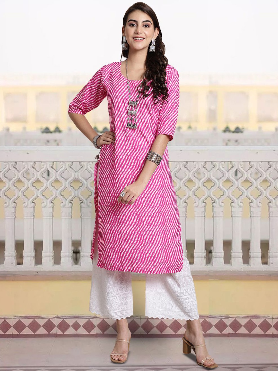 

7Threads Leheriya Printed Round Neck Straight Kurta, Pink