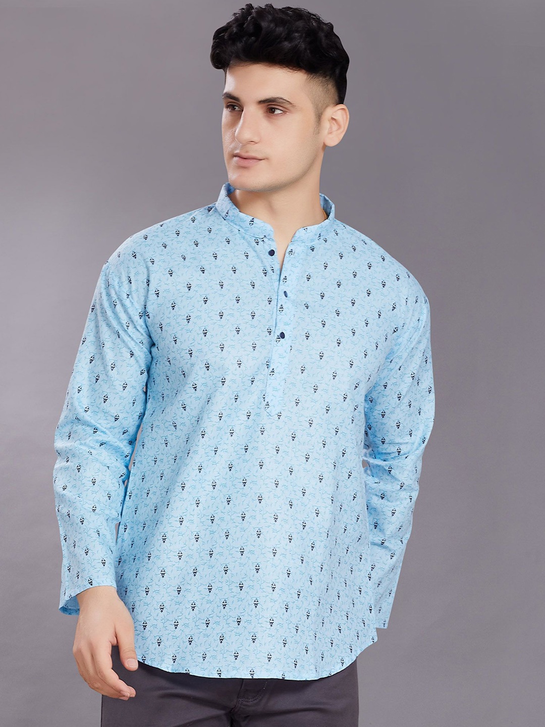 

DIVISIVE Floral Printed Pure Cotton Straight Short Kurta, Blue