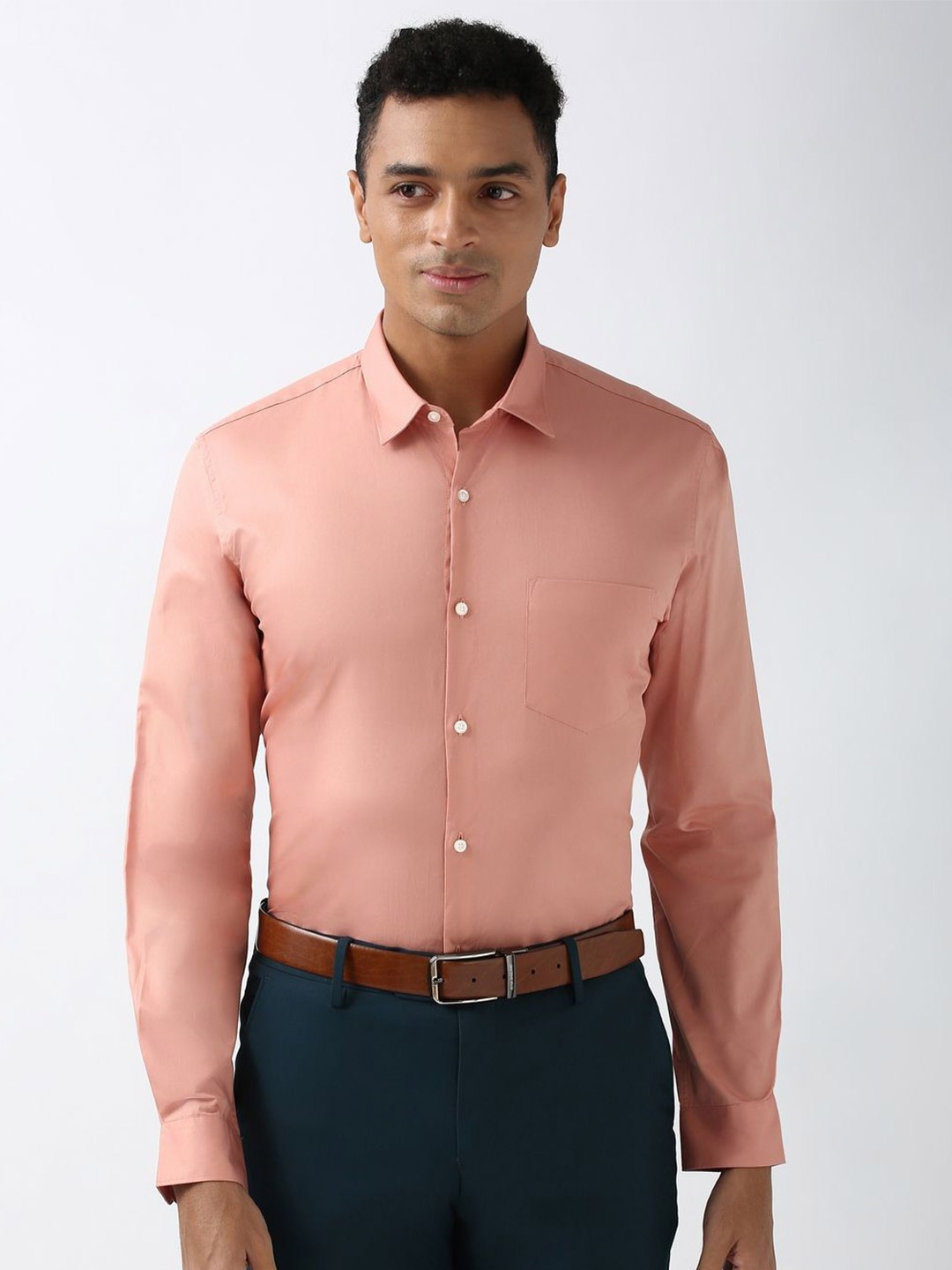 

Peter England Men Spread Collar Solid Cotton Slim Fit Formal Shirt, Peach
