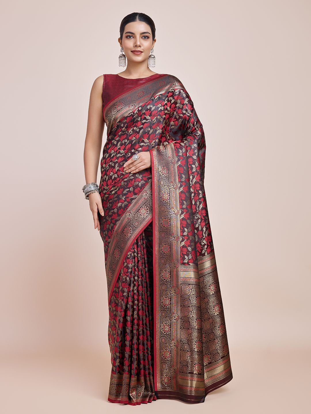 

MONJOLIKA FASHION Woven Design Zari Banarasi Saree, Maroon