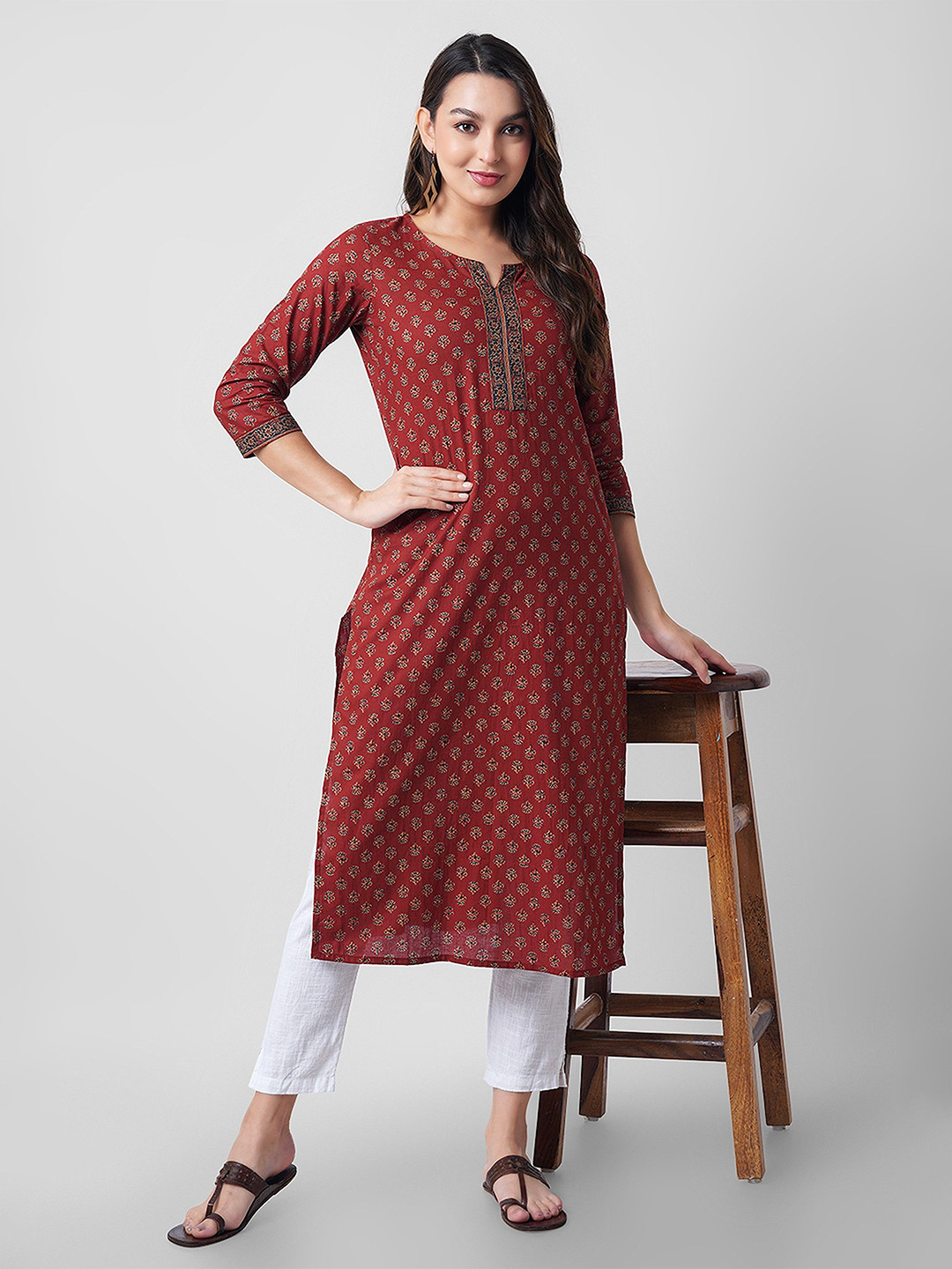 

Arayna Printed Pure Cotton Straight Kurta, Maroon