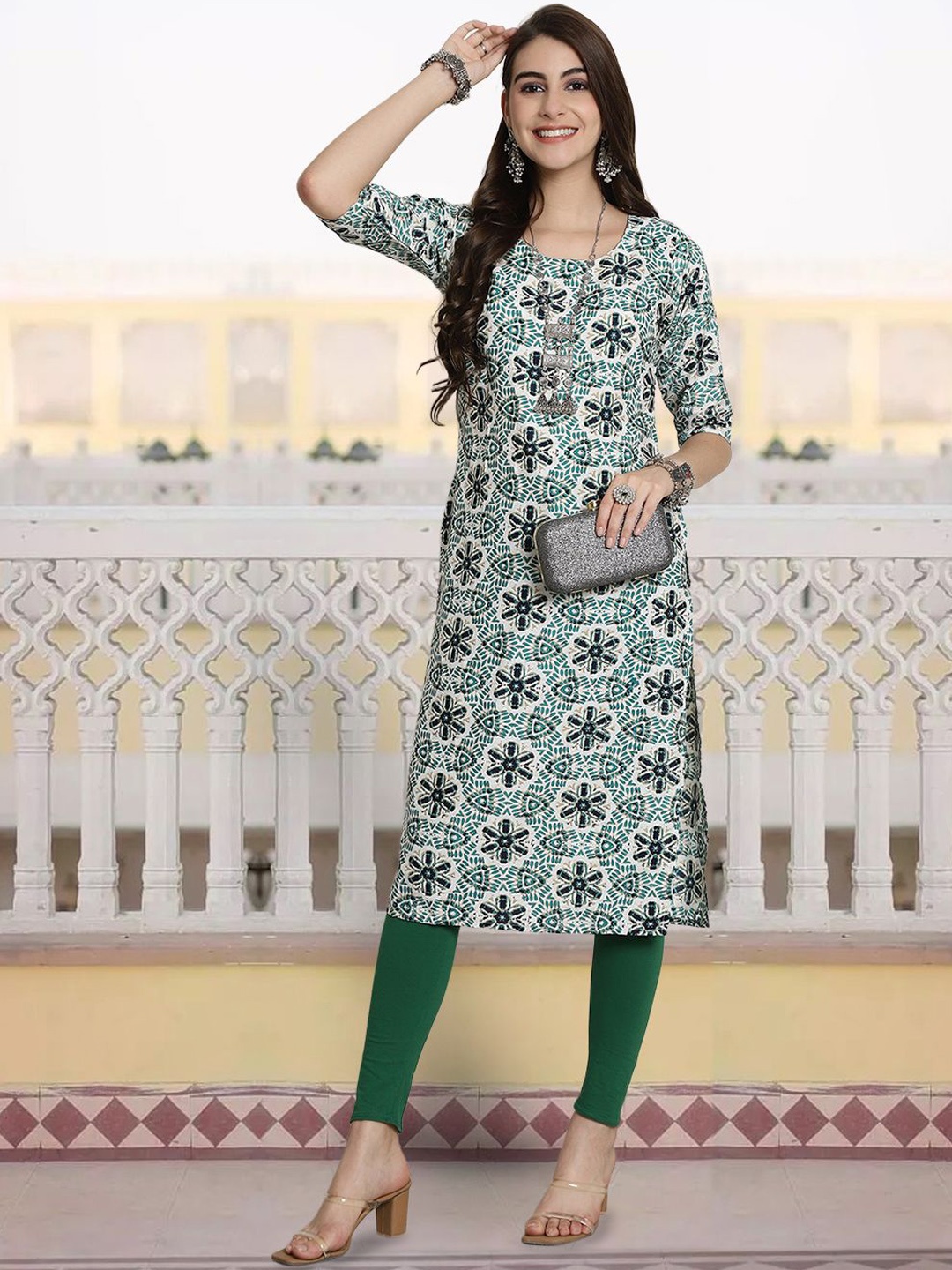 

7Threads Geometric Printed Round Neck Straight Kurta, Sea green