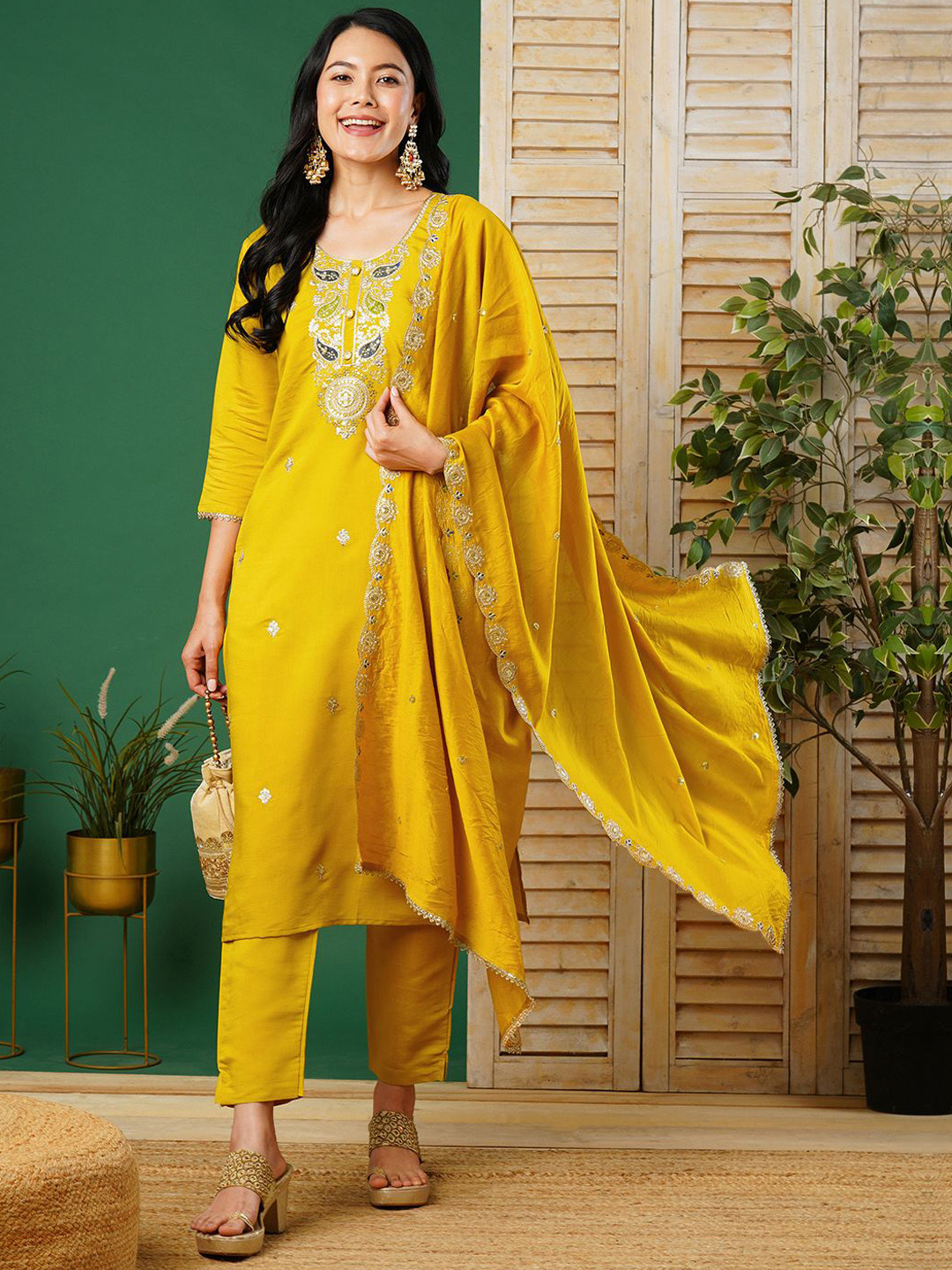 

CARTYSHOP Floral Embroidered Regular Zari Straight Kurta with Salwar & Dupatta, Mustard