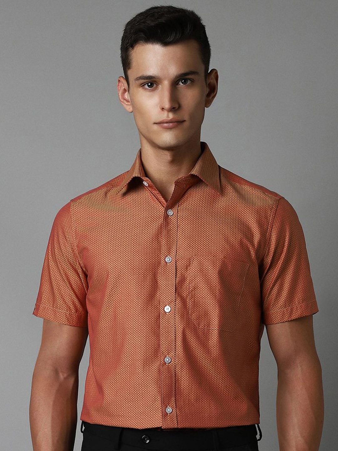 

Louis Philippe Men Classic Opaque Printed Formal Shirt, Orange