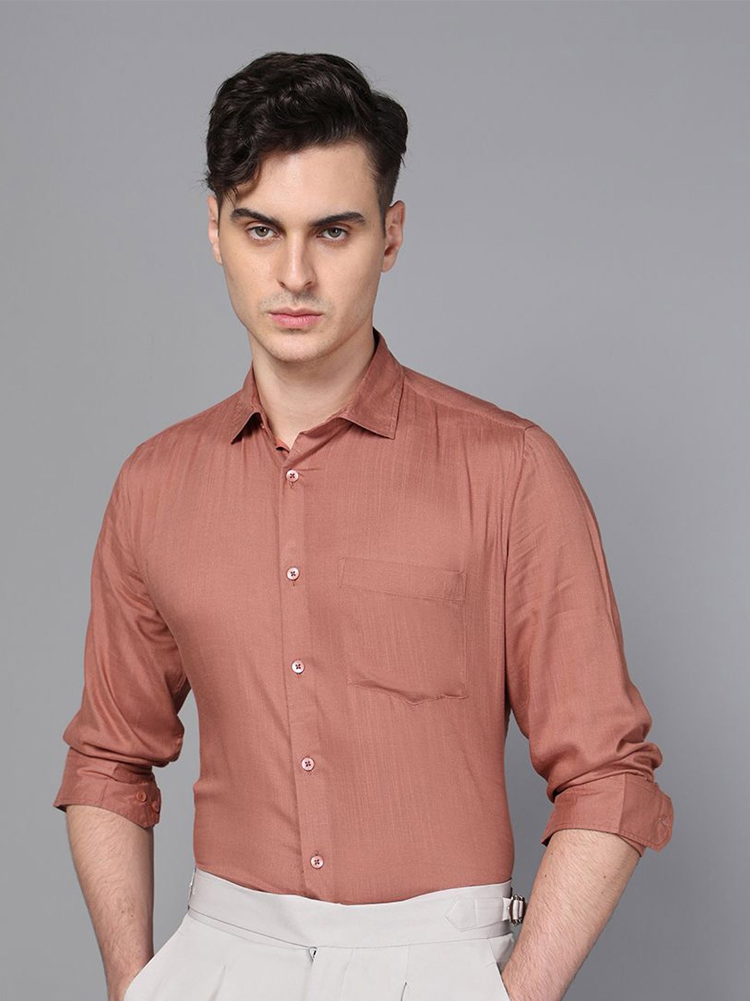 

DON VINO Men Spread Collar Solid Slim Fit Semiformal Shirt, Nude