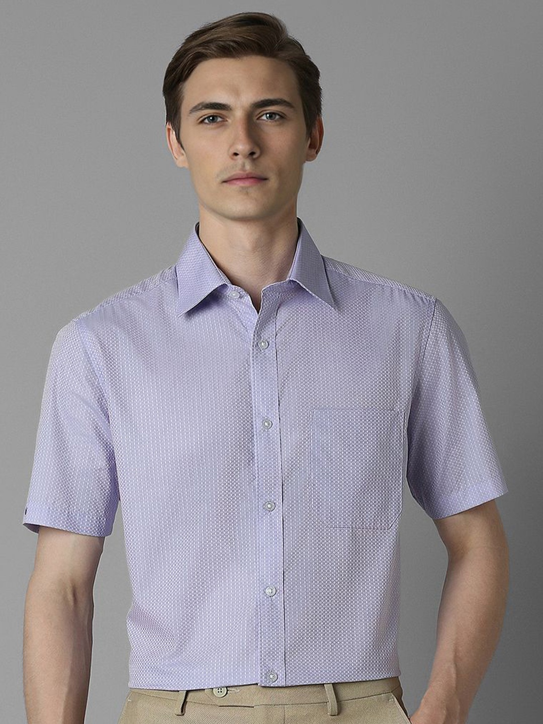 

Louis Philippe Men Classic Spread Collar Geometric Printed Cotton Formal Shirt, Lavender