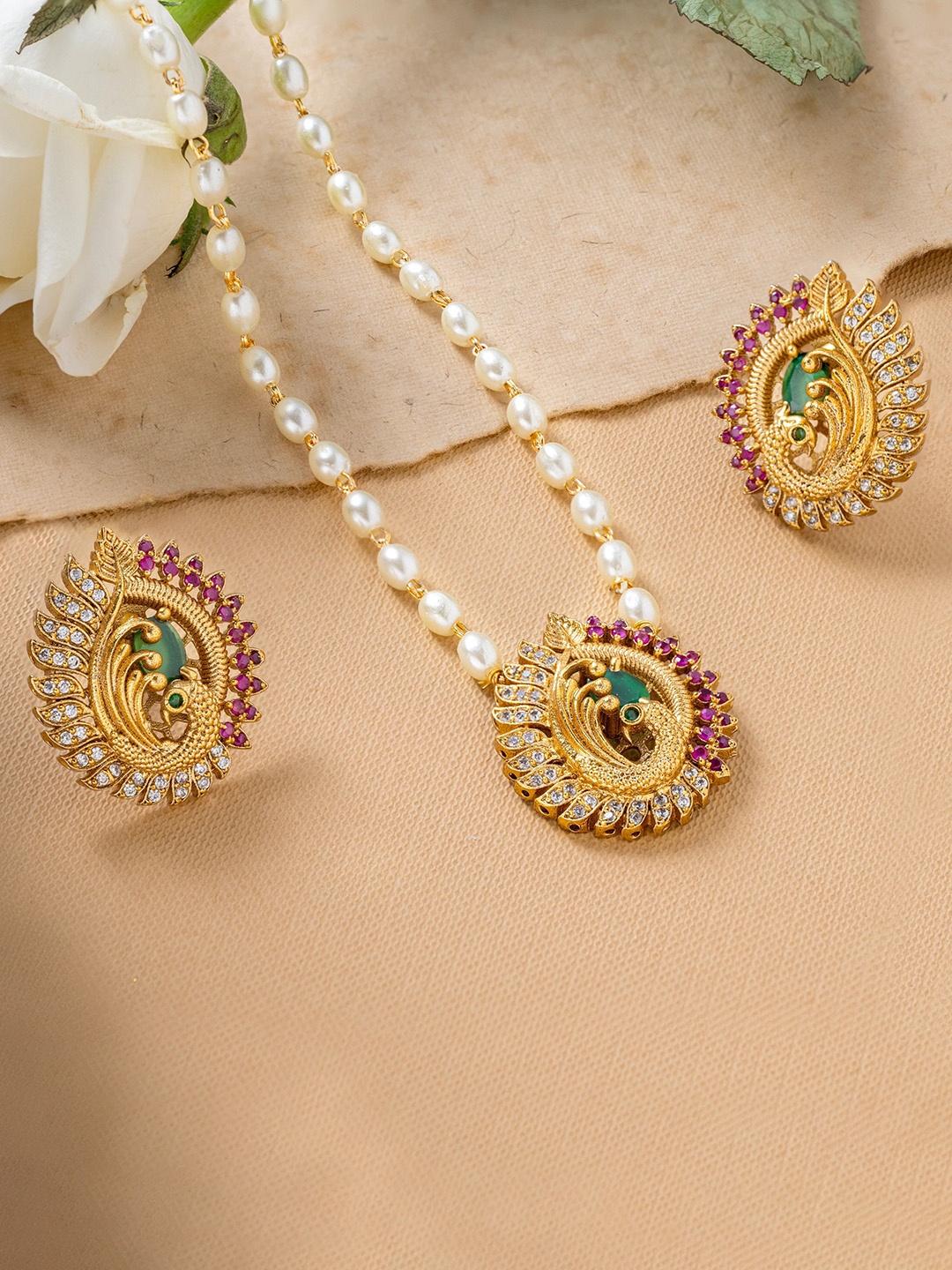 

Vriksham Gold-Plated Stones-Studded & Beaded Jewellery Set