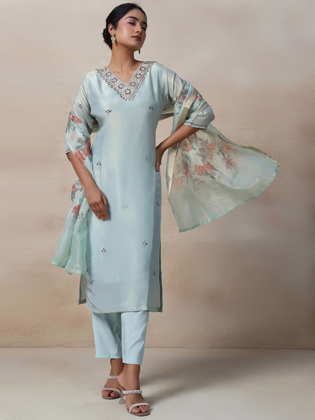 

Rang by Indya Floral Embroidered Beads and Stones Kurta with Trousers & Dupatta, Blue