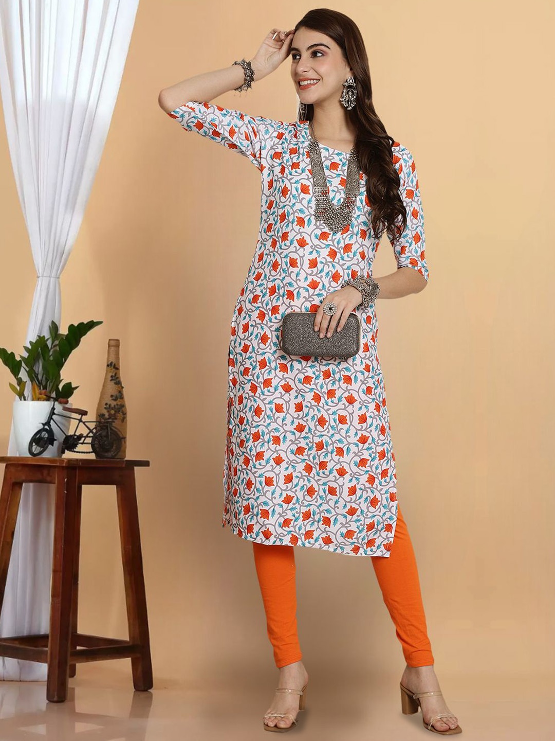

7Threads Floral Printed Round Neck Straight Kurta, White