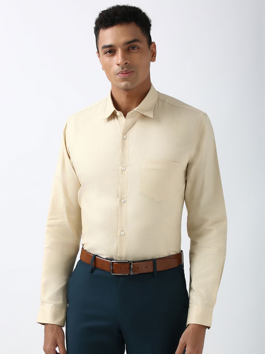 

Peter England Men Spread Collar Solid Cotton Slim Fit Formal Shirt, Yellow