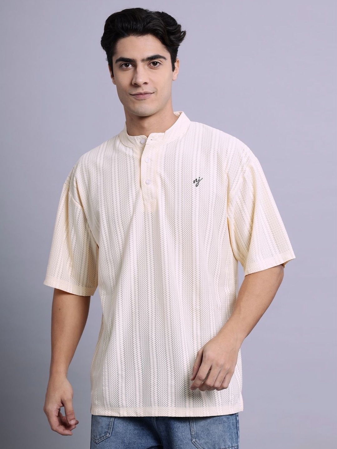 

N AND J Men Applique T-shirt, Cream