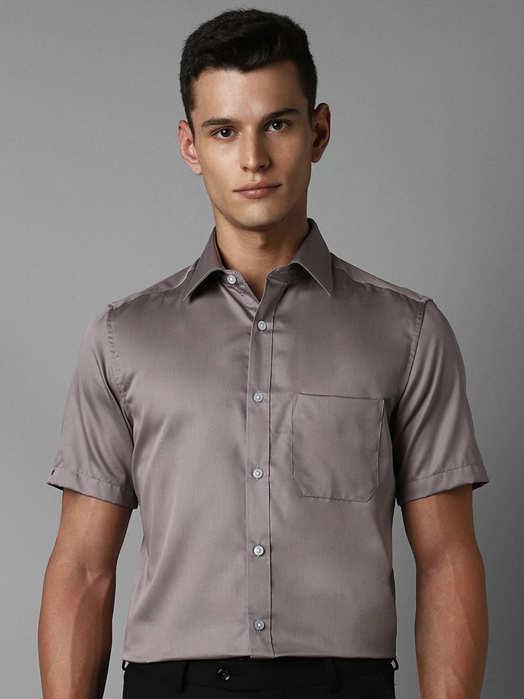 

Louis Philippe Men Classic Spread Collar Solid Cotton Formal Shirt, Grey