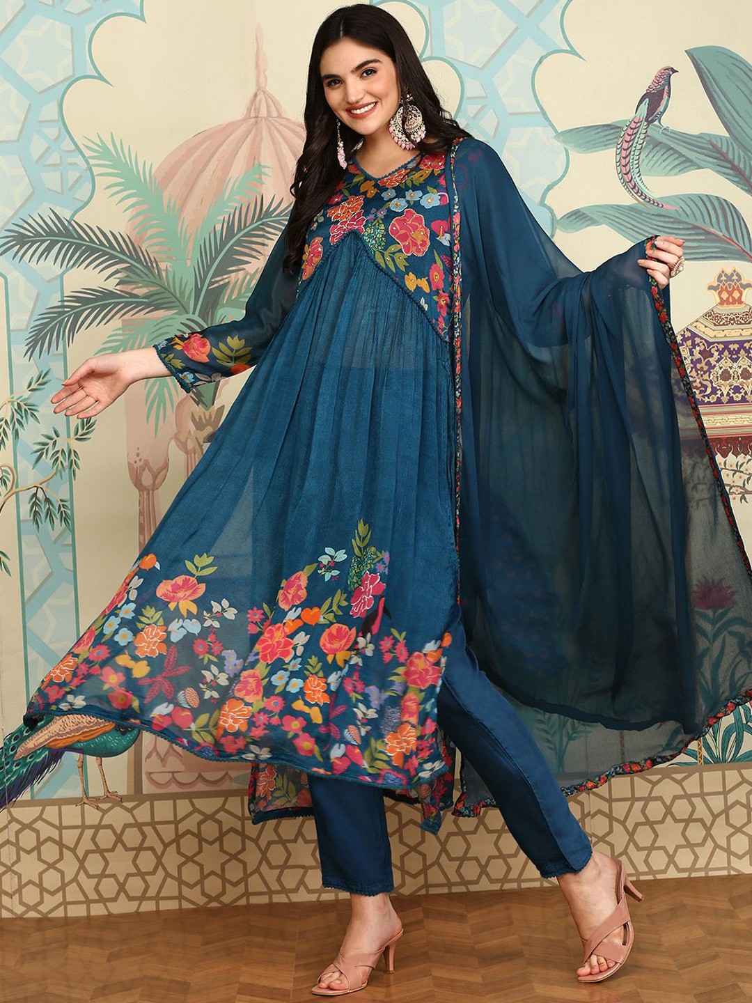 

Ishin Floral Printed Empire V-Neck A-Line Kurta With Trousers & Dupatta, Teal