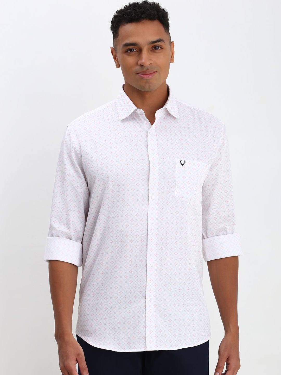

Allen Solly Men Spread Collar Geometric Printed Cotton Slim Fit Casual Shirt, White
