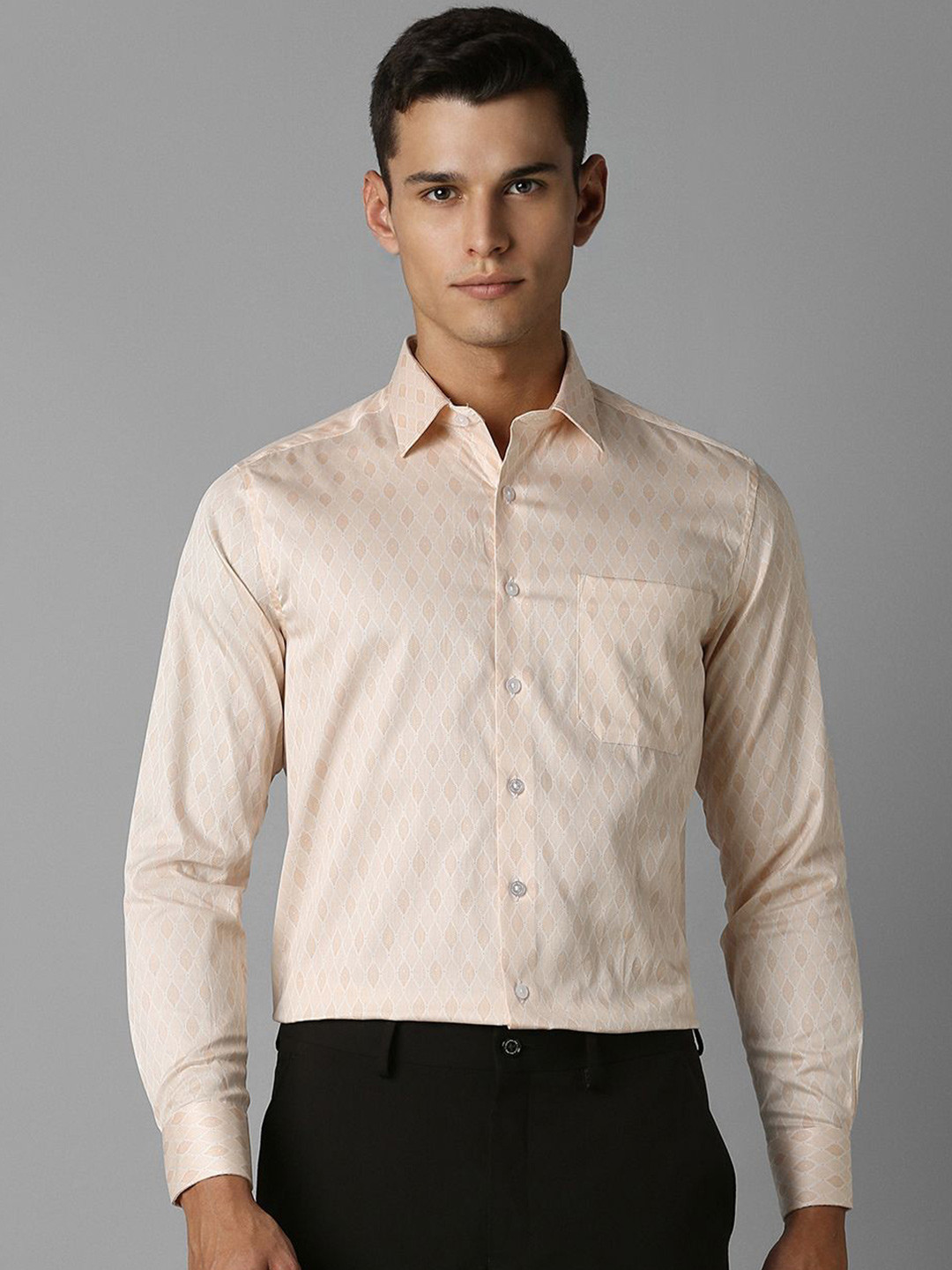 

Louis Philippe Men Spread Collar Geometric Printed Cotton Slim Fit Formal Shirt, Beige