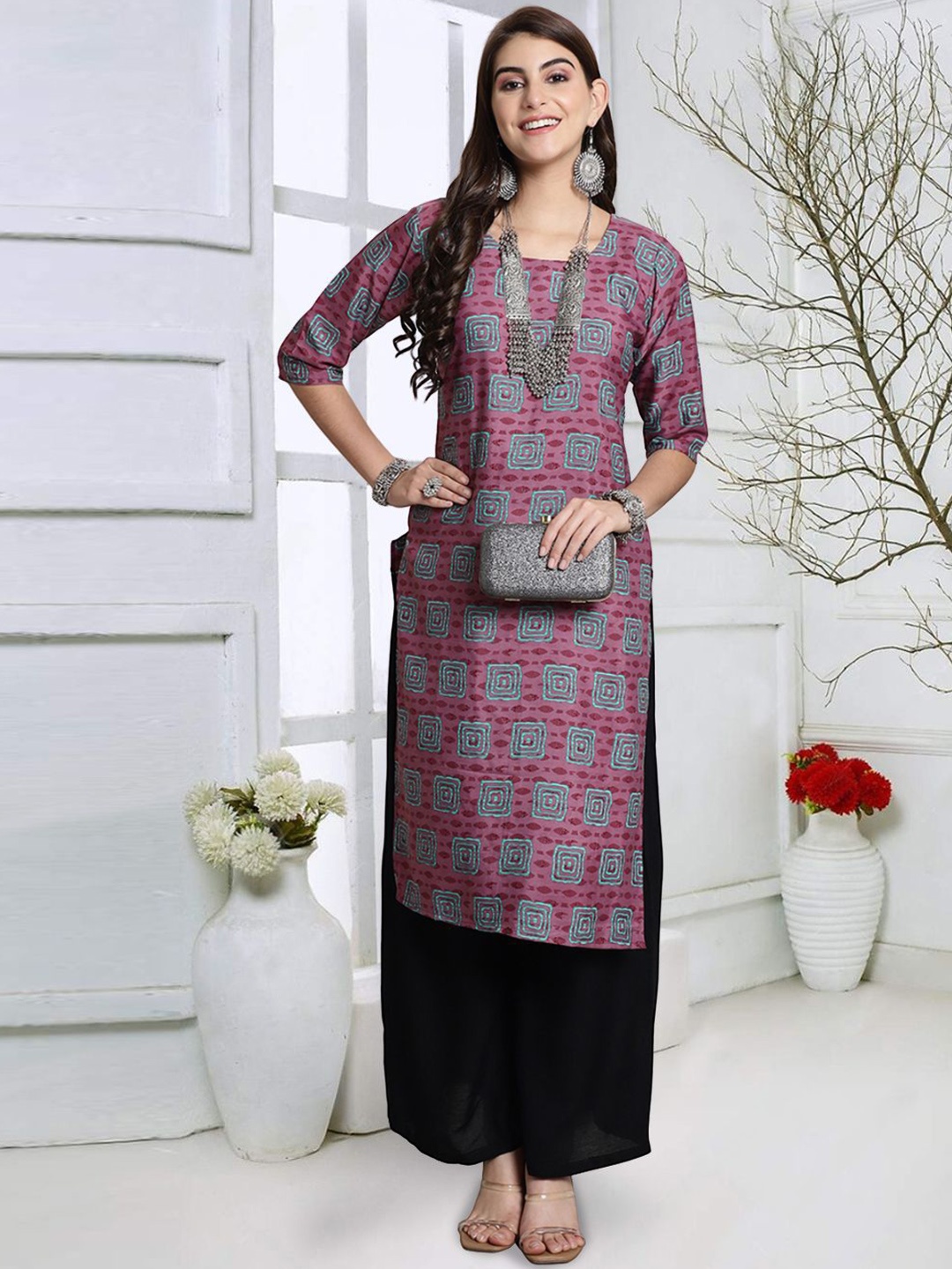 

7Threads Geometric Printed Crepe Straight Kurta, Pink