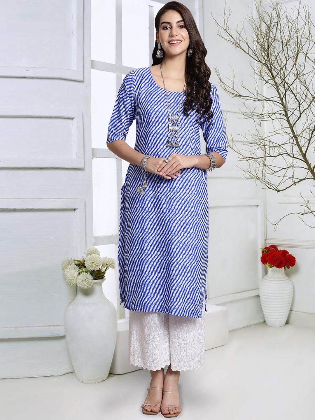 

7Threads Geometric Printed Round Neck Straight Kurta, Blue