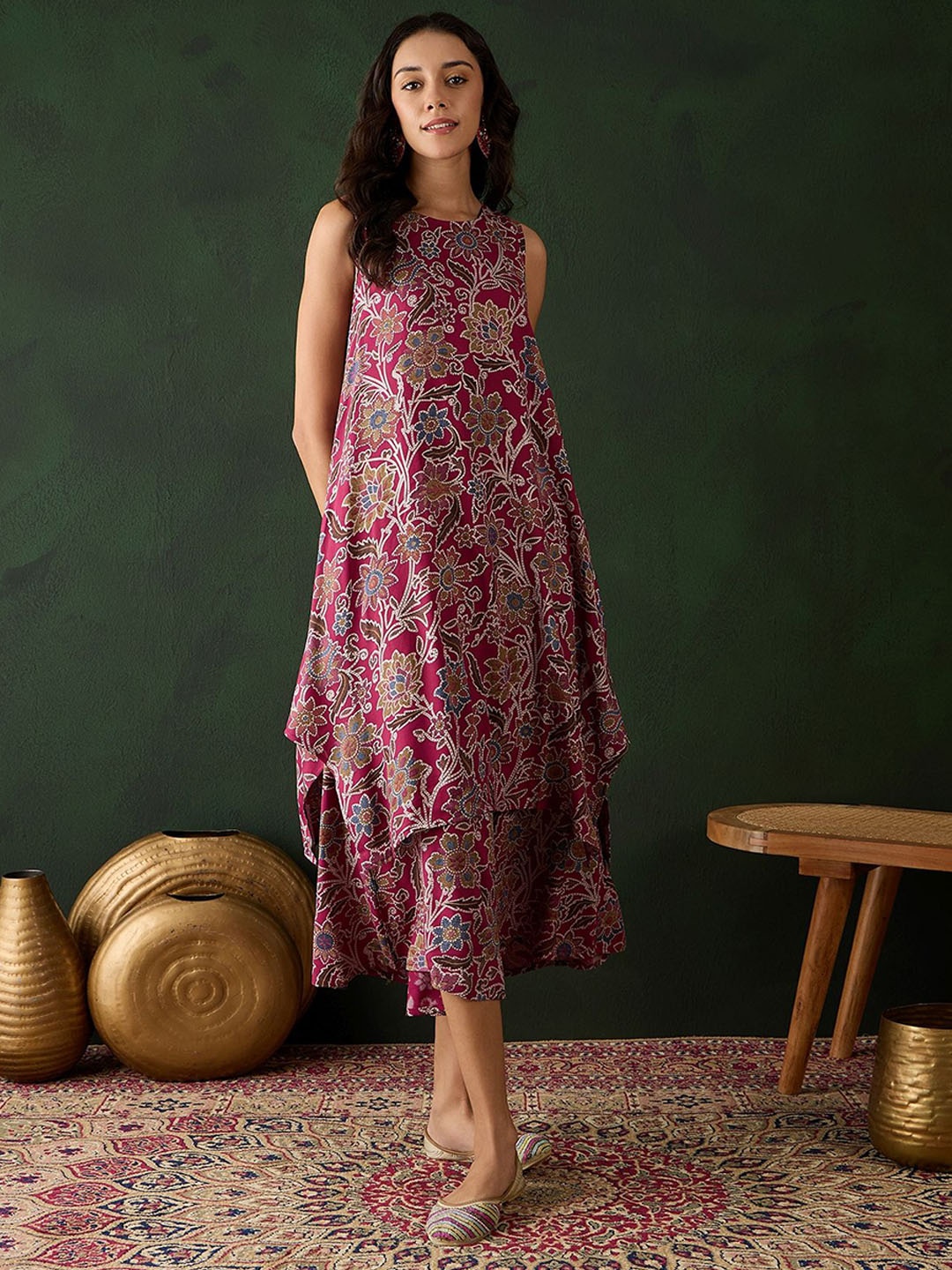 

Sangria Burgundy Floral Printed Round Neck A-Line Kurta With Palazzos