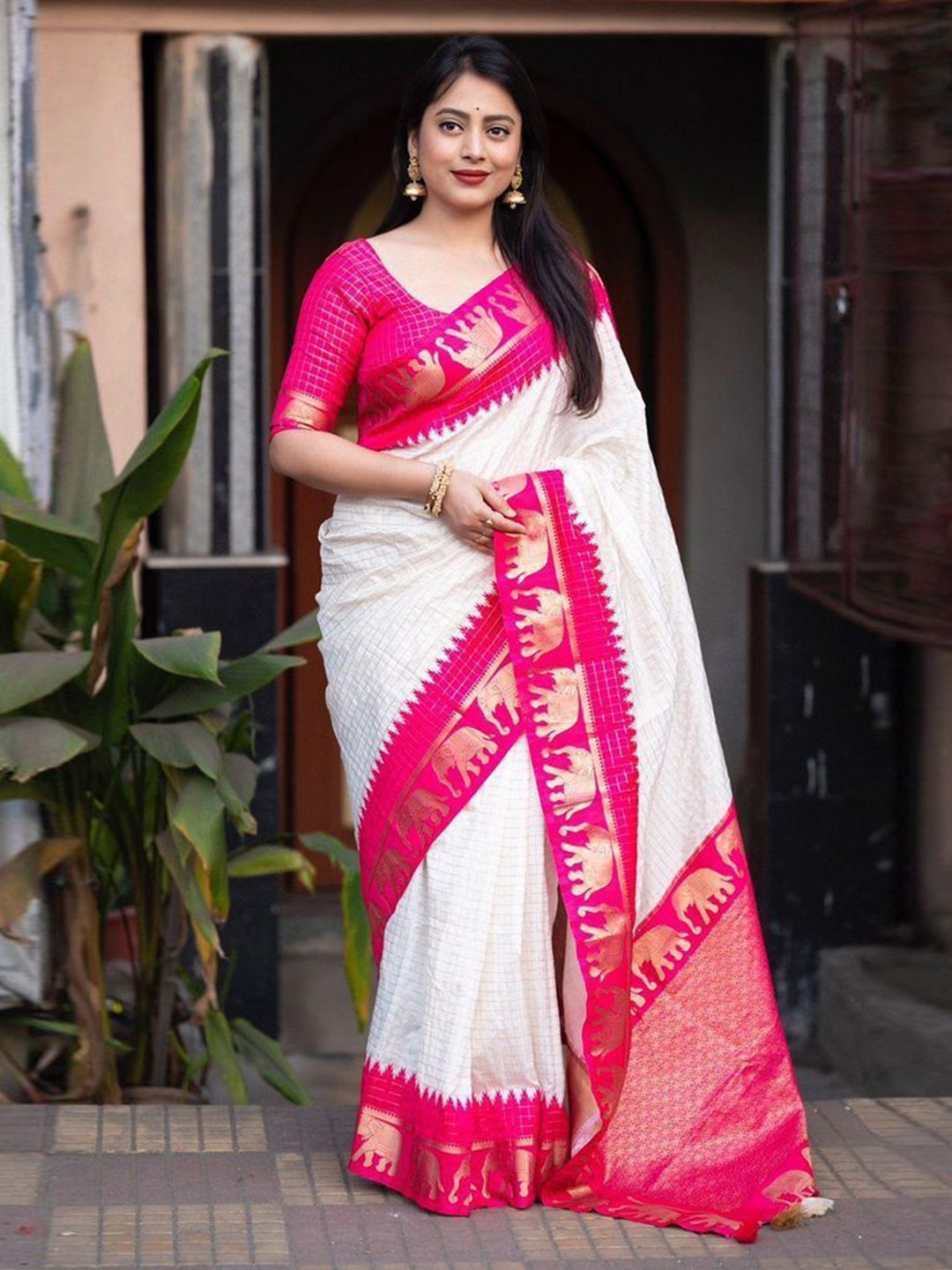 

Marziyaa Checked Zari Banarasi Saree, White