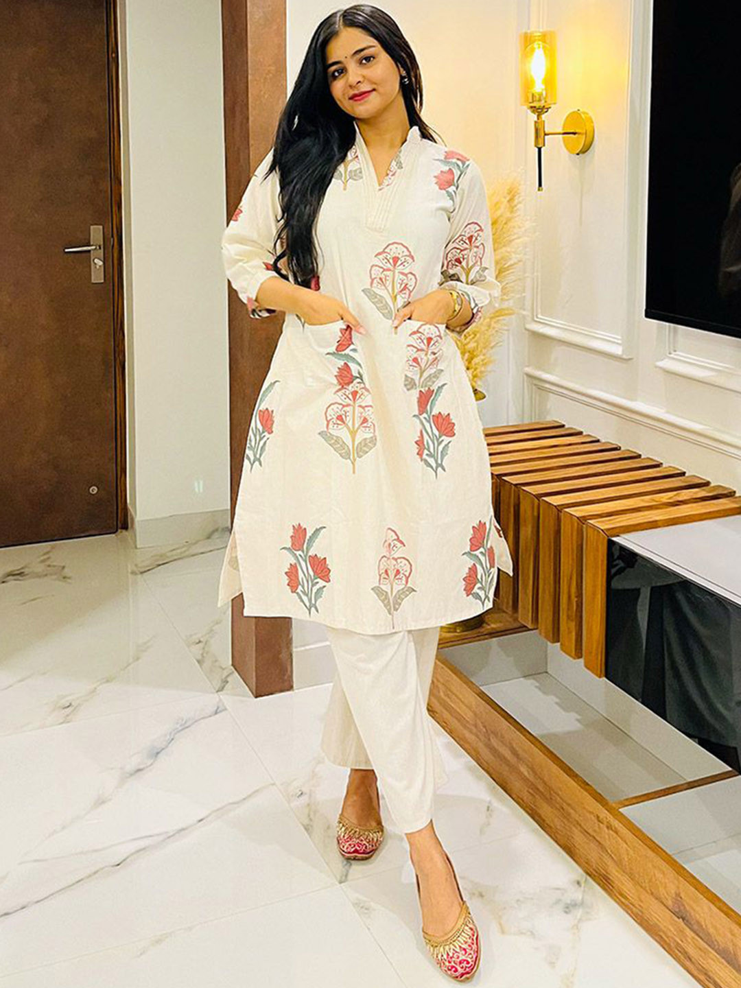 

PRENEA Floral Printed Regular Linen A Line Kurta with Palazzos, Beige