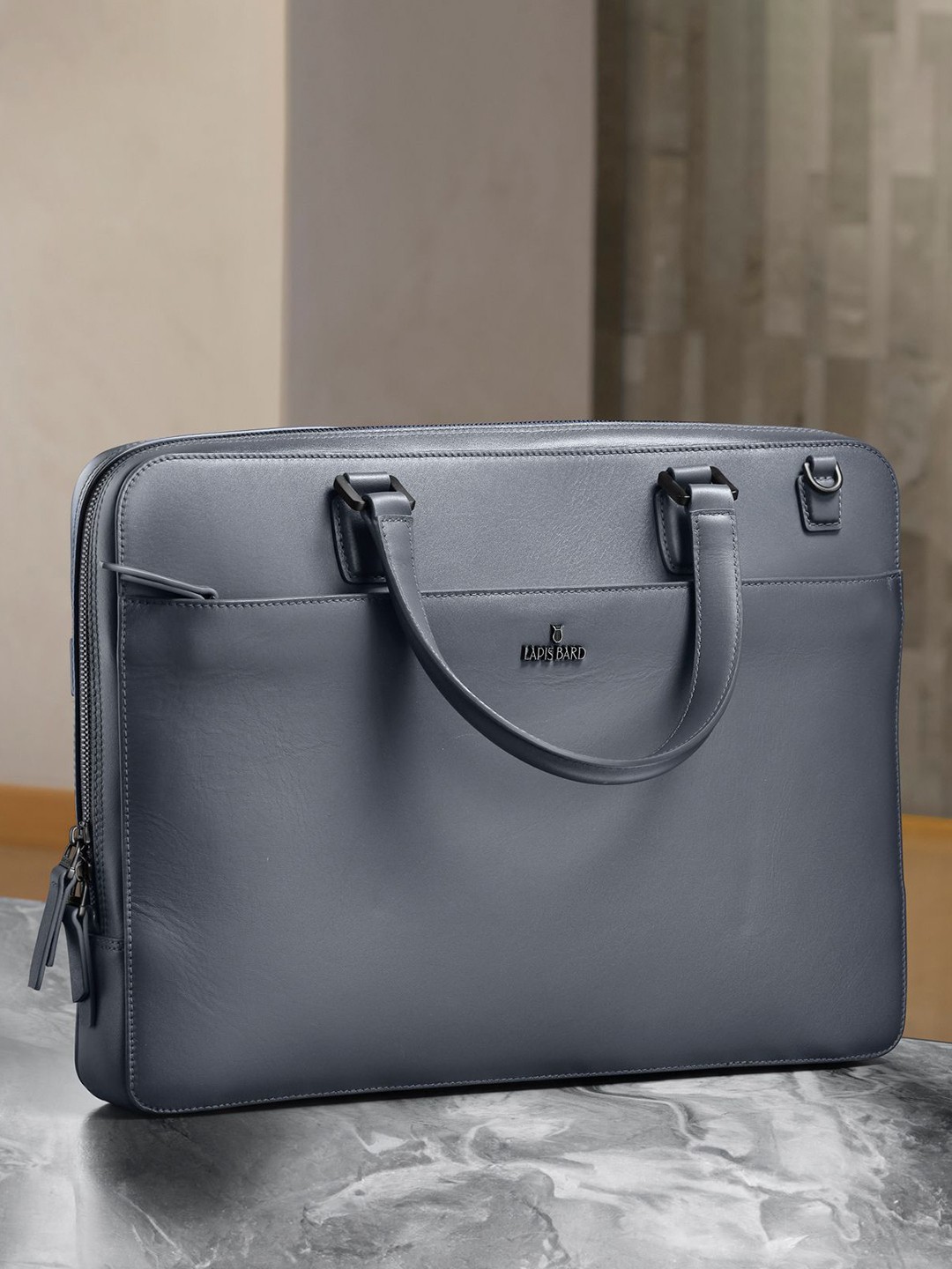 

Lapis Bard Graphite Ducorium Leather Spencer 15-inch Laptop Business Bag, Grey