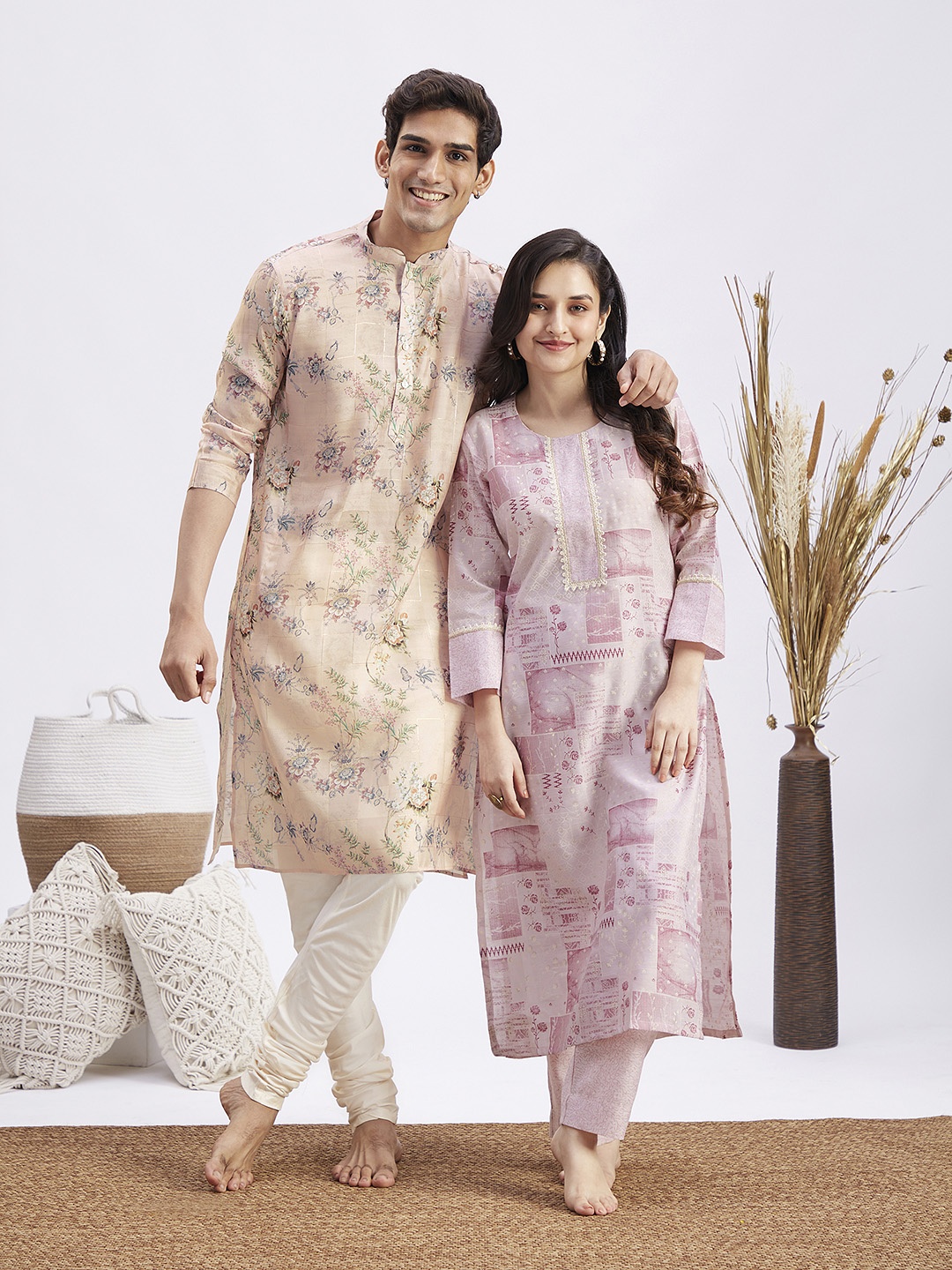 

VASTRAMAY Geometric Printed Regular Kurta with Trousers, Lavender