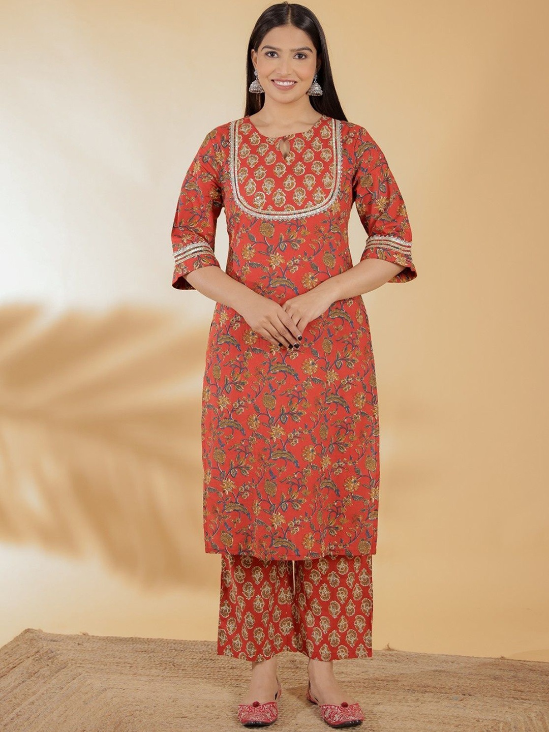 

Aramya Floral Printed Cotton Straight Kurta, Red