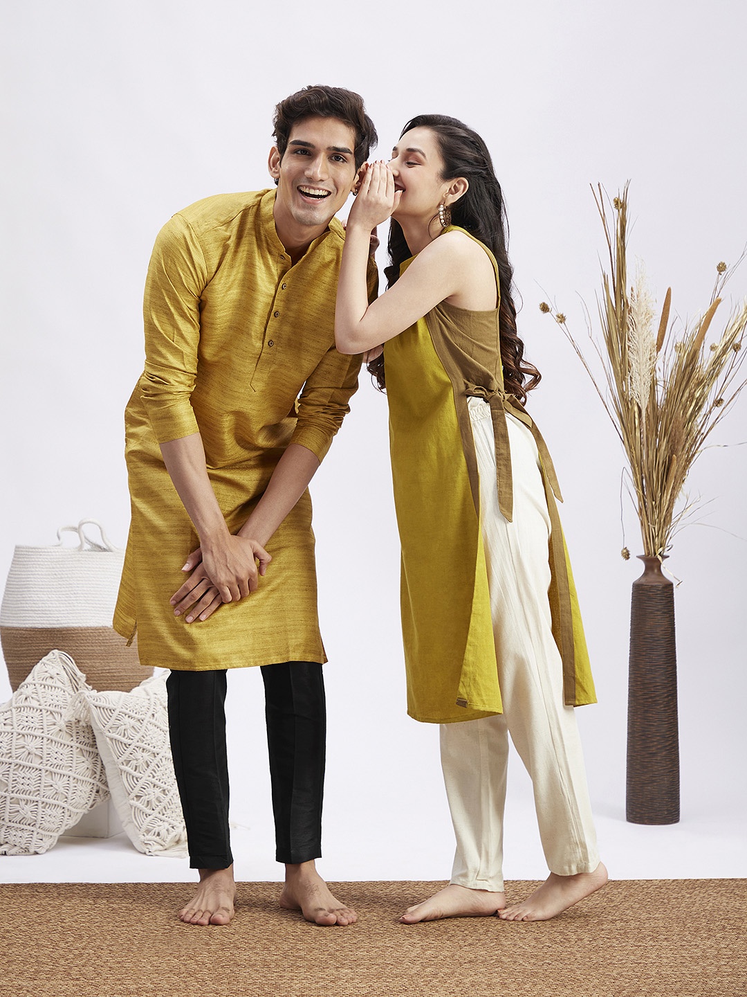 

VASTRAMAY Striped Woven Design Mandarin Collar Kurta With Pyjamas, Yellow